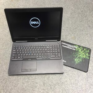 Laptop Dell Precision 7510 - Intel Core i7-6820HQ/8GB/SSD 256GB/15.6inch